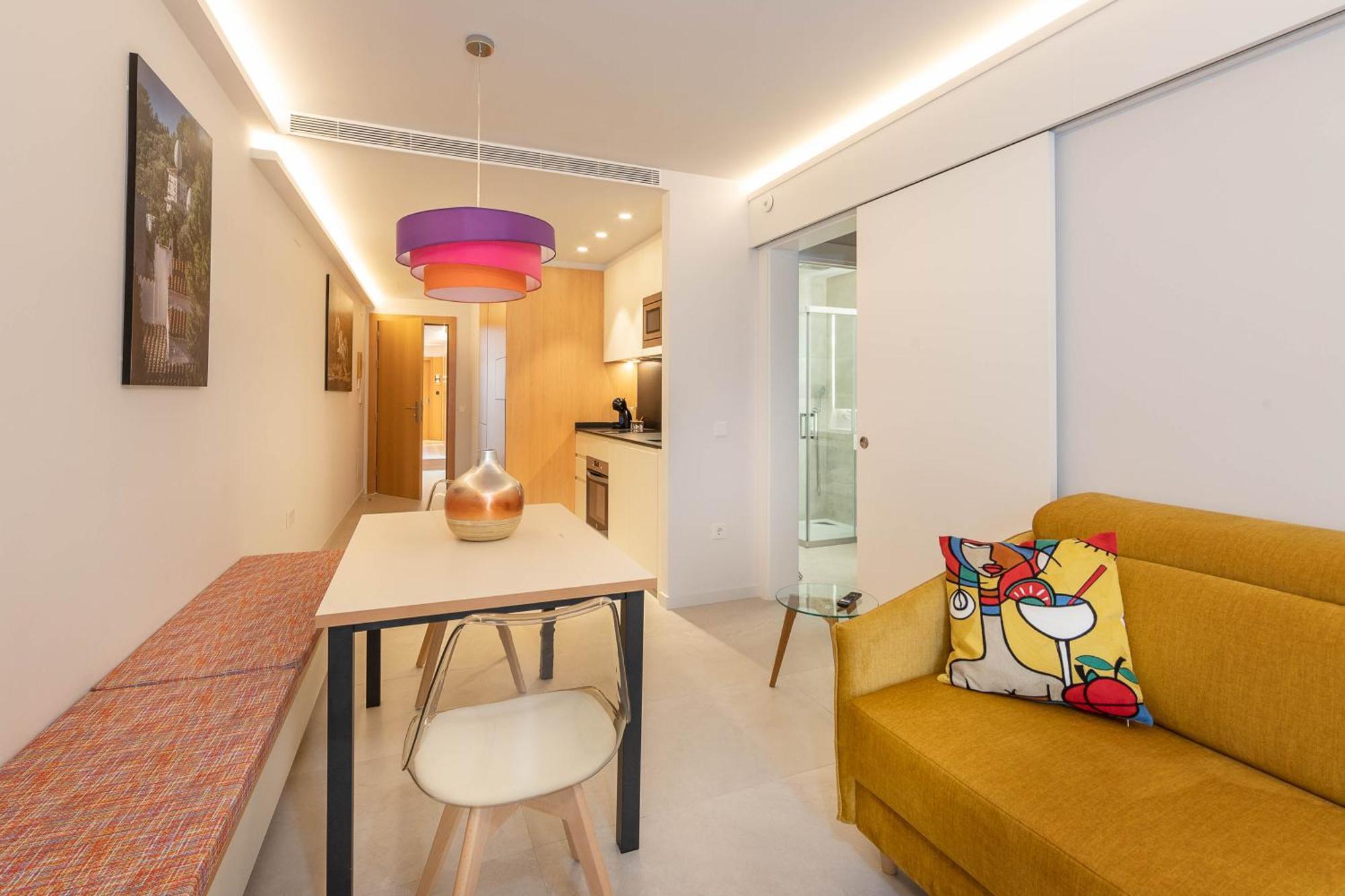 C&C Apartments Figueres  Exterior foto